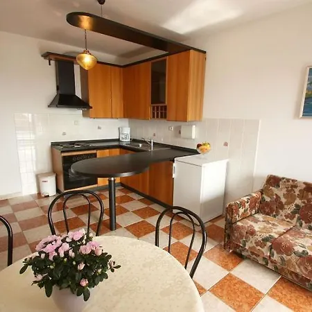 Apartment Dragi Kamen Novi Vinodolski