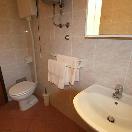 Dragi Kamen Apartment *