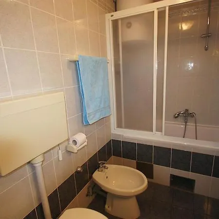 Dragi Kamen Apartment *