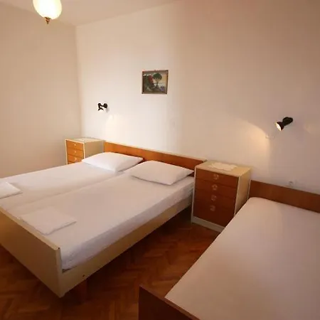 Dragi Kamen Apartment