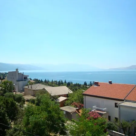 Dragi Kamen Apartment *