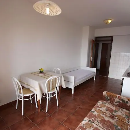 Dragi Kamen Apartment Novi Vinodolski