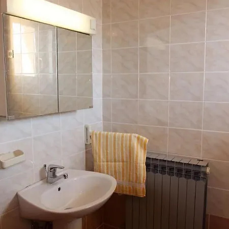 Dragi Kamen Apartment