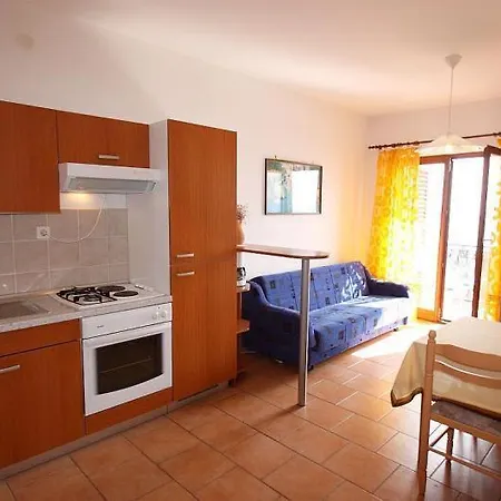 Dragi Kamen Apartment